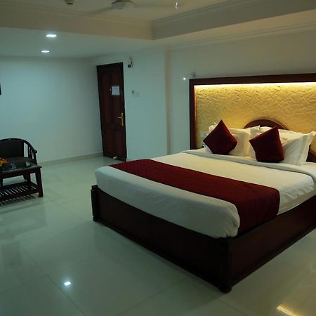 Hotel Savera Park Thrissur Luaran gambar